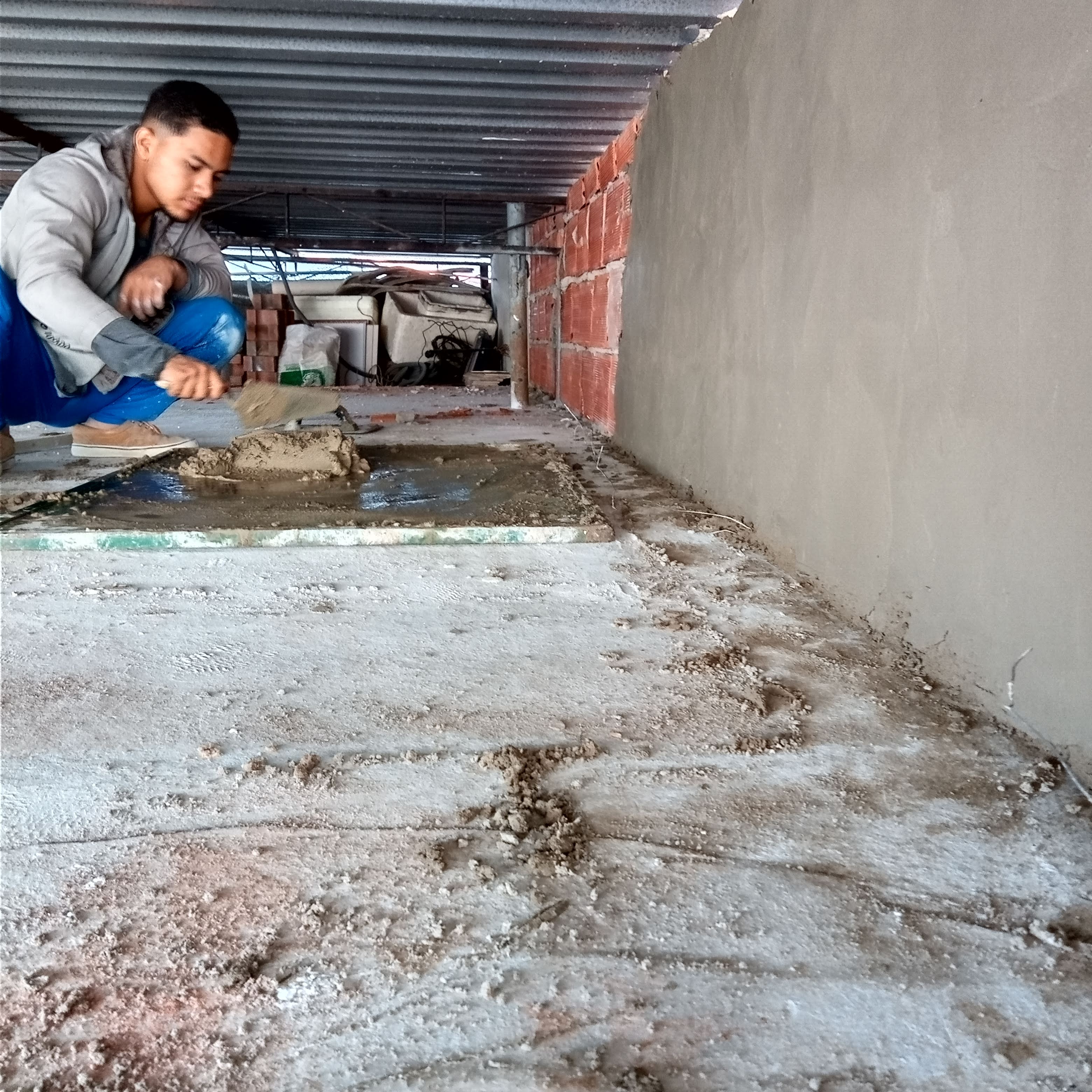 embolso em cima do  tijolo em Colegio/RJ