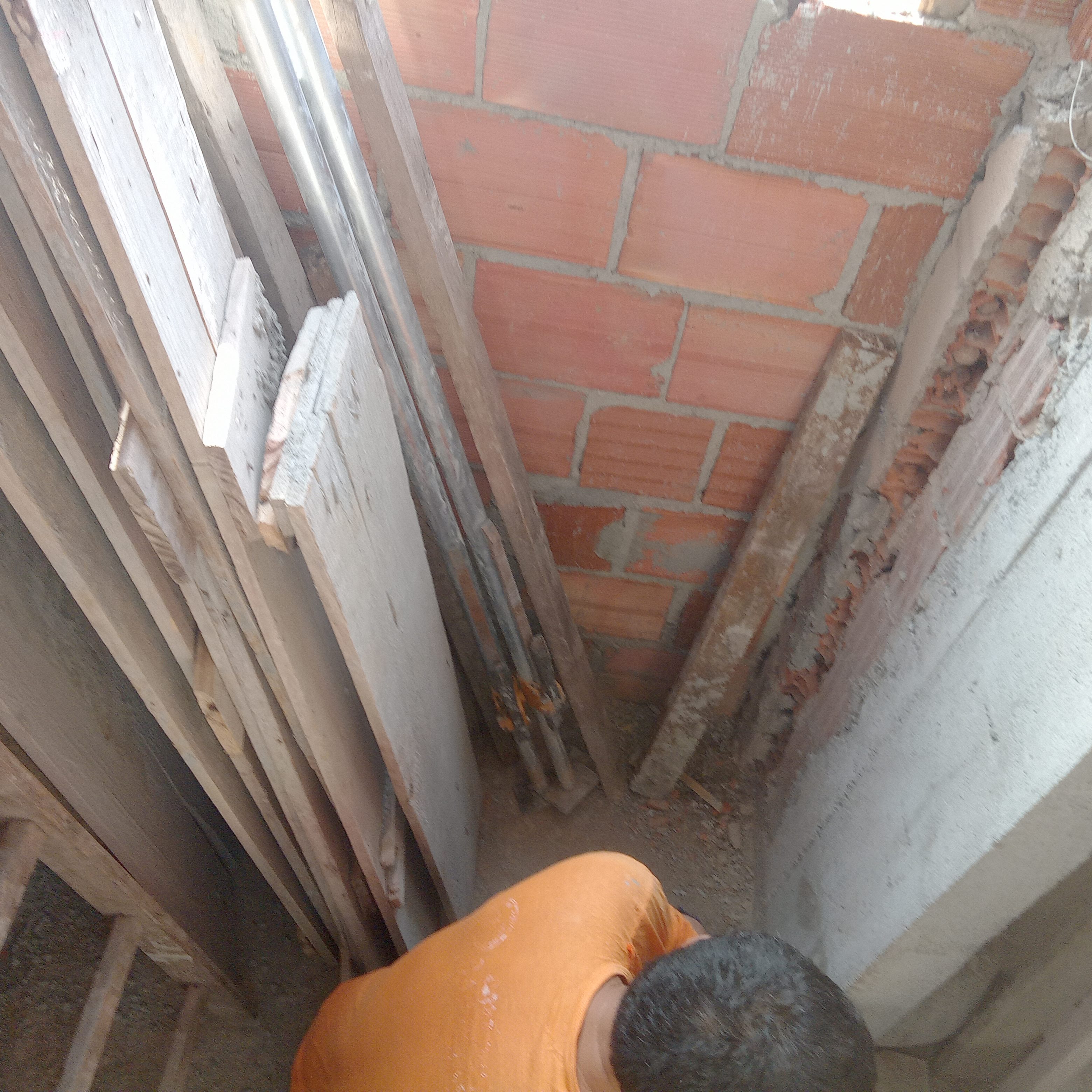 colocando a mão na massa sendo feito em Colegio/RJ